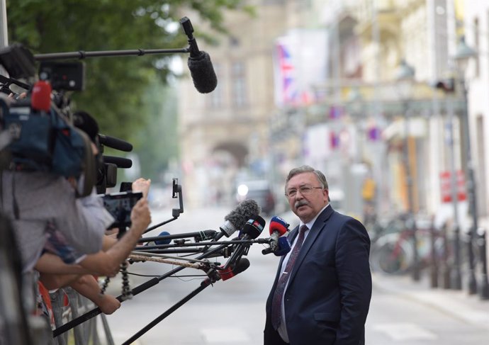 Archivo - (210621) -- VIENNA, June 21, 2021 (Xinhua) -- Mikhail Ulyanov, Russia's permanent representative to international organizations in Vienna, speaks to reporters after a meeting of the Joint Commission on the Joint Comprehensive Plan of Action (J