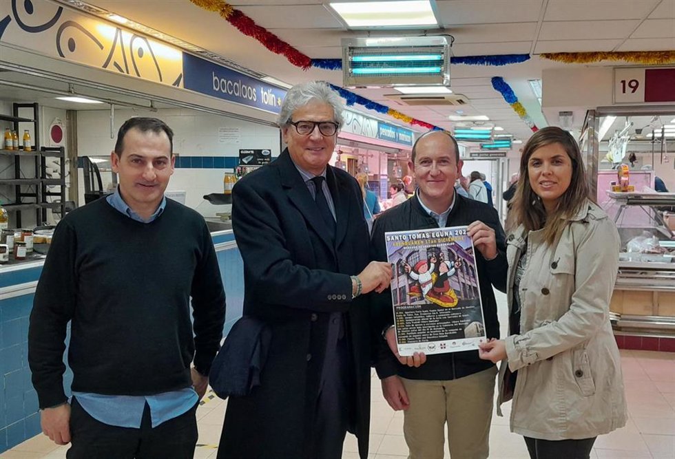 Presentación de la feria de Santo Tomás en el mercado de abastos de Barakaldo.