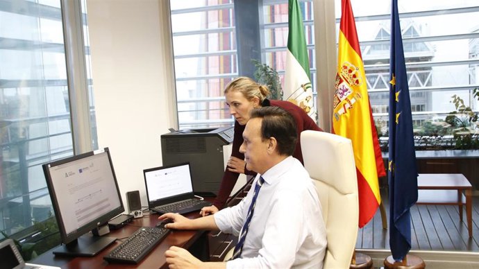 El consejero de Universidad, Investigación e Innovación, José Carlos Gómez Villamandos