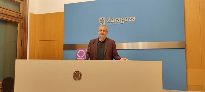 El portavoz de Podemos en el Ayuntamiento de Zaragoza, Fernando Rivarés.