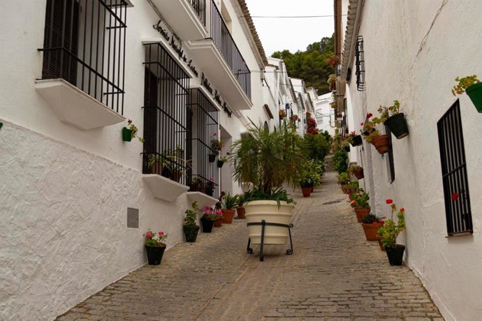 Archivo - Calle de El Gastor