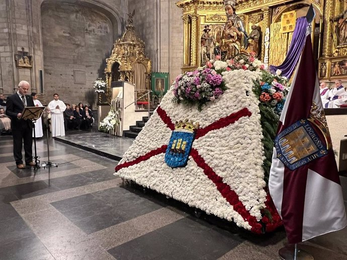 El alcalde de Logroño pide a la Virgen de la Esperanza "que nos guíe para poder ser un buen ejemplo diario"