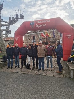 Salida del  I Trail de Navidad Viérnoles