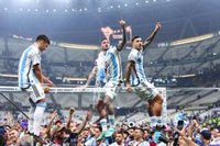 Rodrigo de Paul: "Si algún boludo tenía alguna duda ya no hay más, Messi es el mejor"