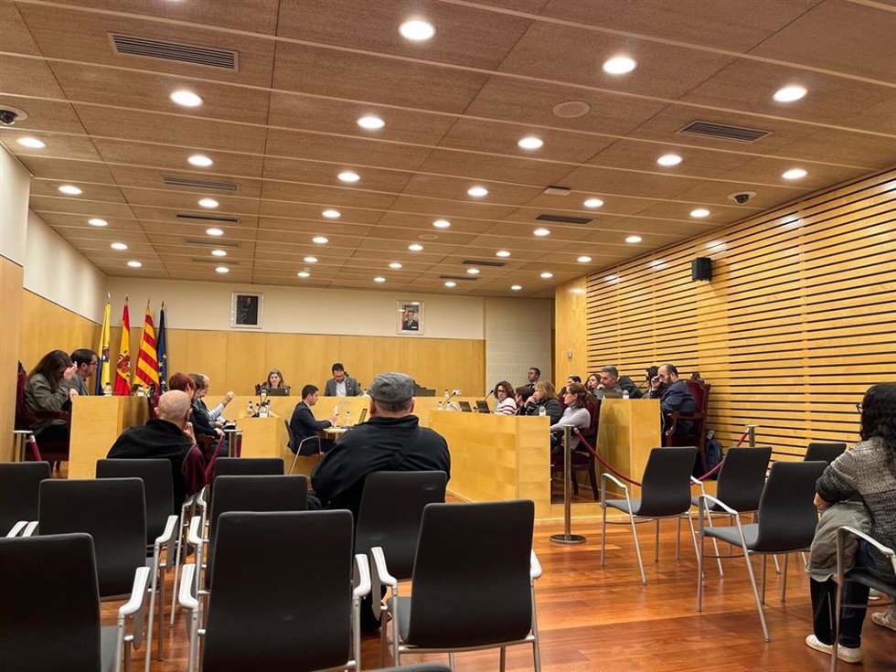 Fwd: El Ple De Vila Seca Aprova El Manifest Per Hard Rock