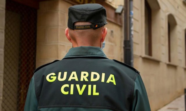 Los GEAS reanudan las operaciones en el Duero a la altura de Villamarciel