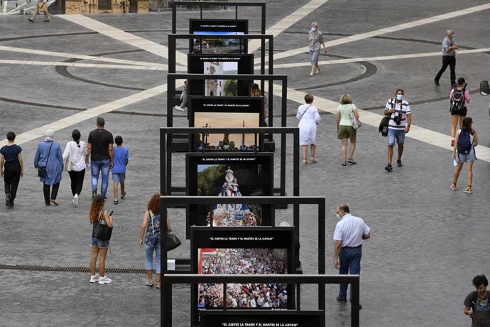 Archivo - Plaza del Cardenal Belluga