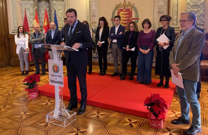 El alcalde de Valladolid, Óscar Puente, hace balance de la gestión de Fondos Europeos por parte del Ayuntamiento de Valladolid.
