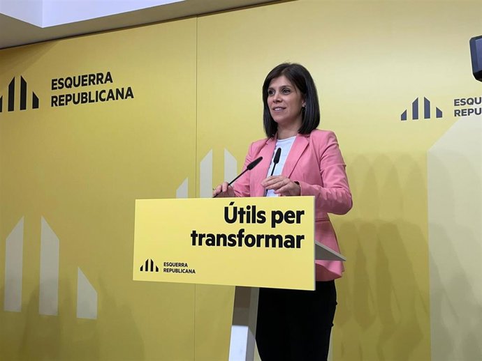La secretaria general adjunta y portavoz de ERC, Marta Vilalta, en una rueda de prensa.