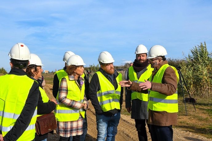 El director de la ARC Isaac Peraire visita el inicio de las obras de vaciado del vertedero de Vacamorta (Girona)