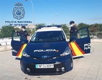 Dos detenidos en Granada por sustraer mil euros a una octogenaria que los acababa de sacar del banco