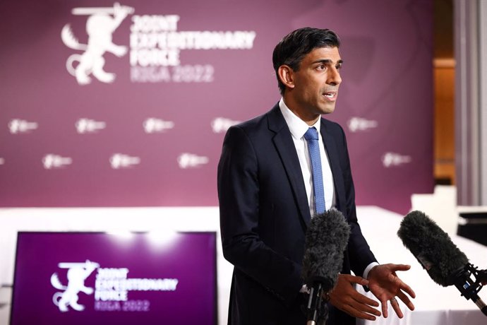 19 December 2022, Latvia, Riga: British Prime Minister Rishi Sunak speaks to media during the Joint Expeditionary Force (JEF) Summit. Photo: Henry Nicholls/PA Wire/dpa