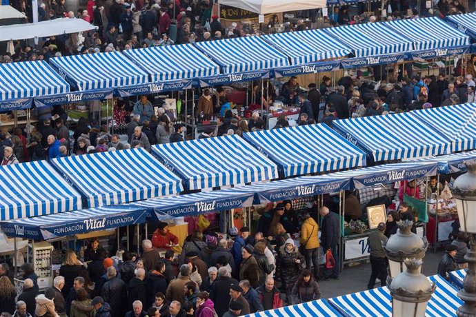 Un centenar de puestos participrán en este mercado navideño