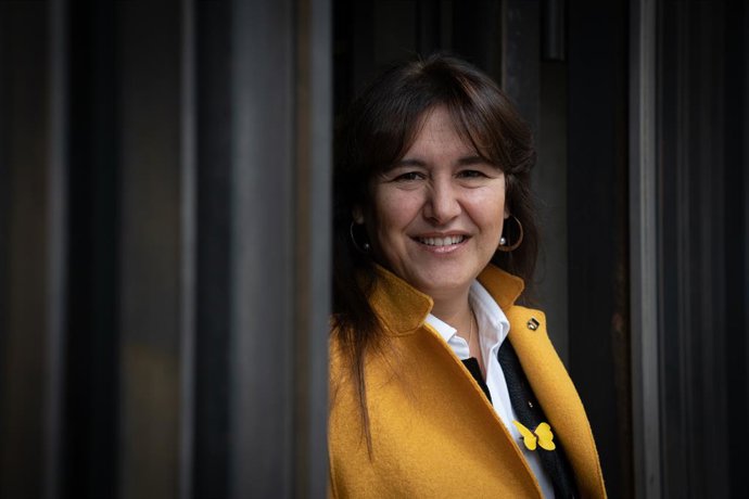 La presidenta de Junts i expresidenta del Parlament de Catalunya, Laura Borrs, posa durant una entrevista per a Europa Press, a 1 de desembre de 2022, a Barcelona, Catalunya (Espanya). Laura Borrs va ser diputada al Parlament de Catalunya entre 2017 i