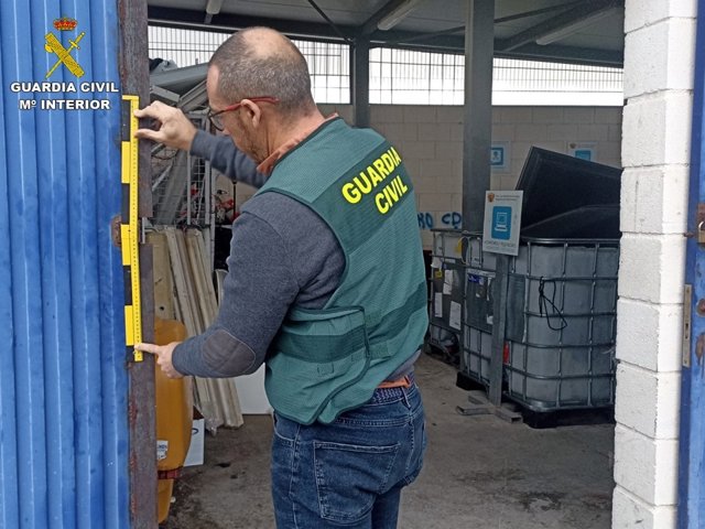 Agente de la Guardia Civil de Alicante