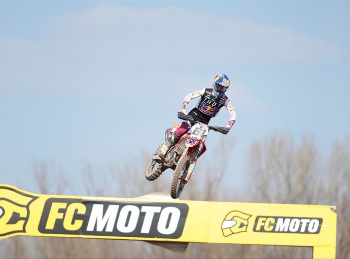 Archivo - El piloto Jorge Prado durante una prueba del Mundial de Motocross 2022