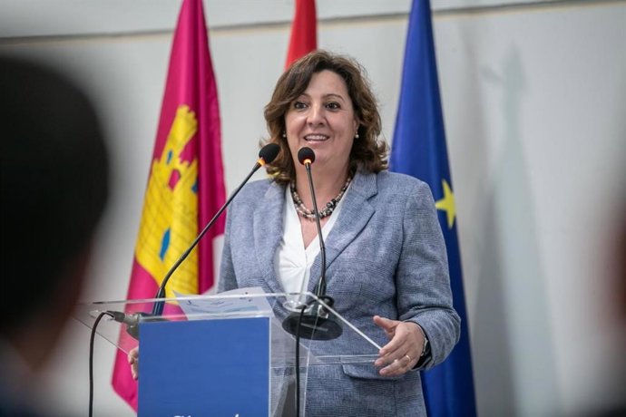 La consejera de Economía, Empresas y Empleo, Patricia Franco, en rueda de prensa.