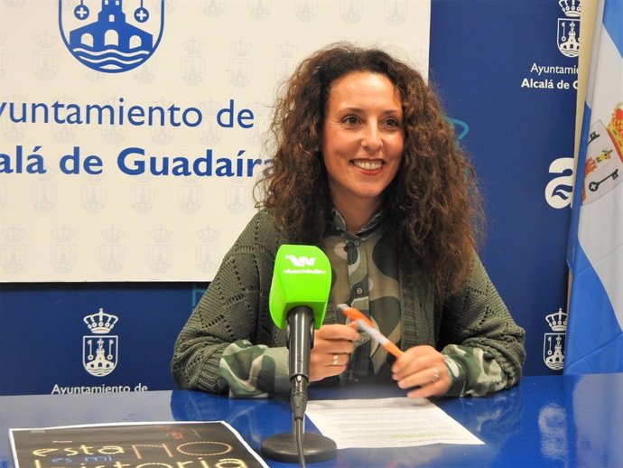 La delegada de Turismo del Ayuntamiento de Alcalá de Guadaíra, Rosa Carro, ha presentado la gala que tendrá lugar este jueves.