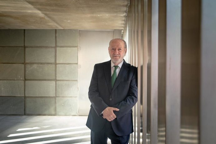El presidente de la Federación Andaluza de Municipios y Provincias (FAMP) y de la Diputación de Sevilla, Fernando Rodríguez Villalobos