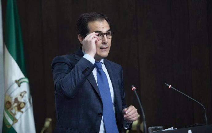 El consejero de Justicia, Administración Local y Función Pública, José Antonio Nieto, en la rueda de prensa posterior al Consejo de Gobierno de la Junta de Andalucía. A 20 de diciembre de 2022, en Sevilla (Andalucía, España).Como cada martes, el Consejo