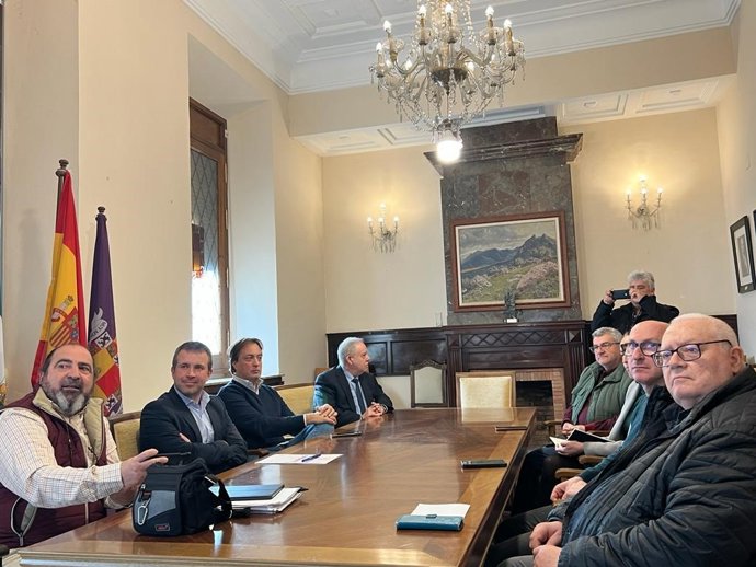 Reunión para preparar la concentración nacional de la Federación Española de Clubes Campistas