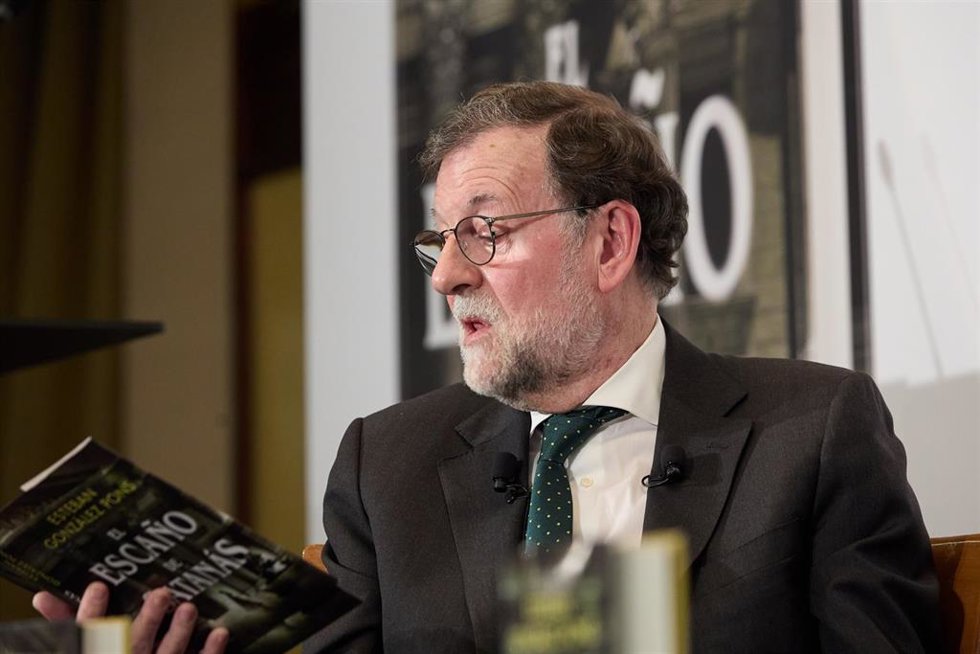 El ex presidente del Gobierno Mariano Rajoy presenta el libro El escaño de Satanás