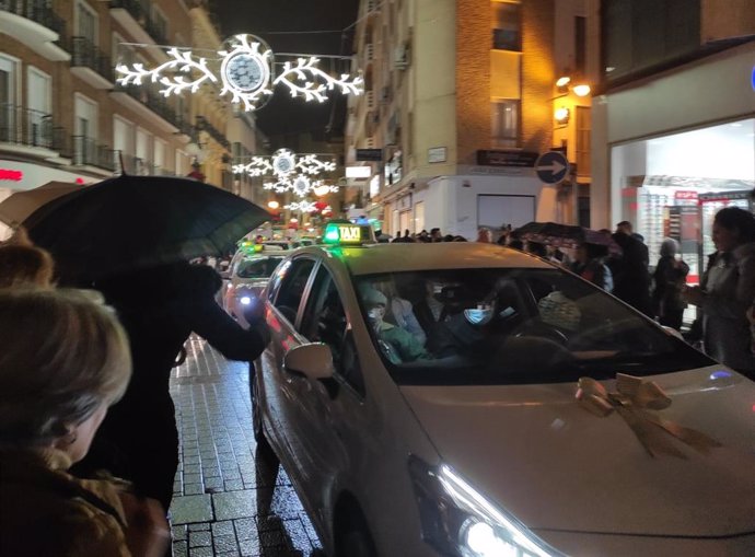 Paseo en taxi por el alumbrado de Navidad de Córdoba