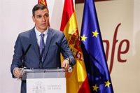 Sánchez celebra la aprobación de los PGE en el Senado y destaca la "política útil" frente al "ruido interesado"