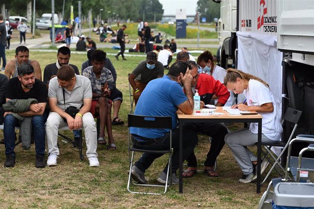 Archivo - Solicitantes de asilo en Ter Apel, Países Bajos