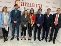 La Junta defiende el "extraordinario trabajo y las condiciones" de los trabajadores de frutos rojos de Huelva