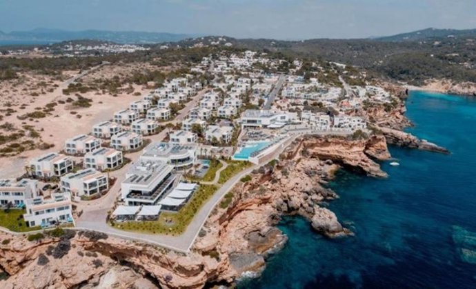 Archivo - Hotel 7Pines Ibiza, adquirido por Engel & Volkers Venture Management.