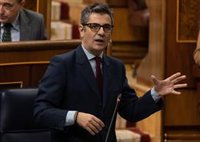 Bolaños niega que Bruselas avale la decisión del TC y dice que el PP es sólo "un poquito democrático"