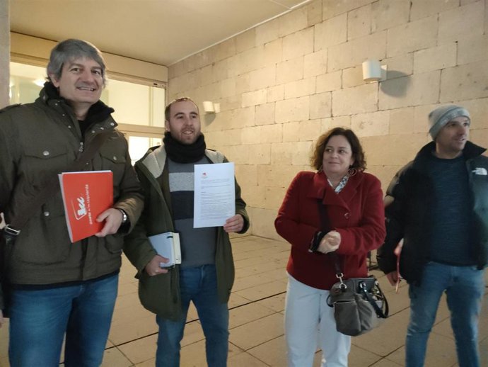 Izquierda Unida Ha Registrado Esta Mañana En El Ayuntamiento De Logroño Una Solicitud Oficial Para La Retirada De Cualquier Referencia En La Ciudad Al Militar Juan Yagüe, En Cumplimiento De Las Leyes De Memoria Democrática Estatal Y De La Rioja