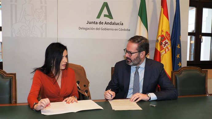 Gálvez y Molina, durante la presentación.