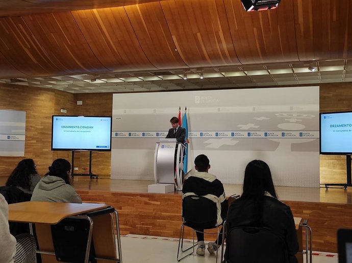 El conselleiro de Facenda, Miguel Corgos, ha presentado este miércoles el 'Orzamento cidadán'