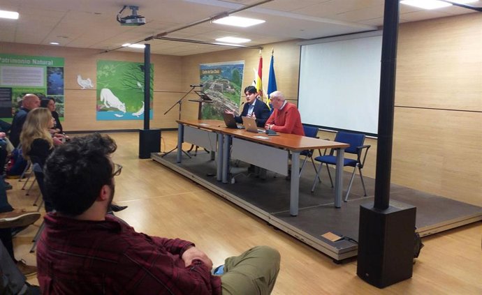 Fotos Y Audios Consejero Ciencia Jornada Sobre Turismo Científico En Allande