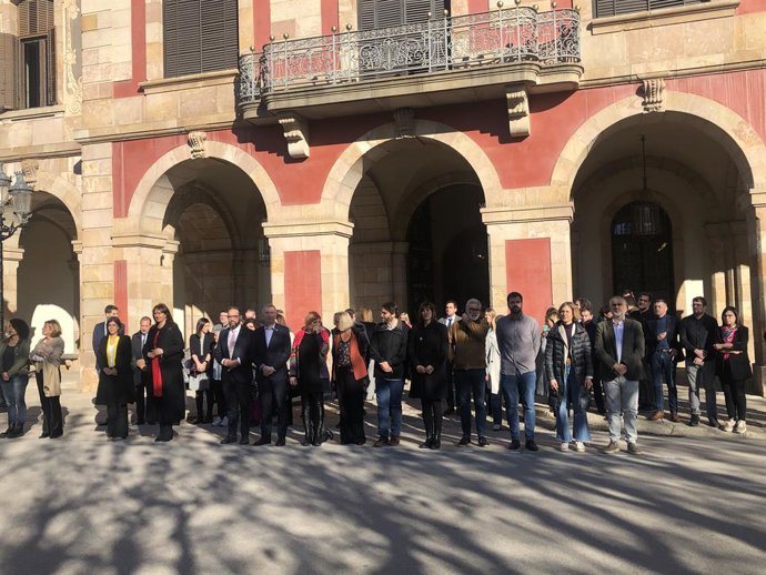Minut de silenci per condemnar l'assassinat masclista d'una dona a Lleida