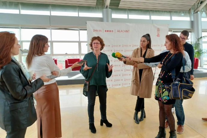 La consellera de Innovación, Universidades, Ciencia y Sociedad Digital, Josefina Bueno