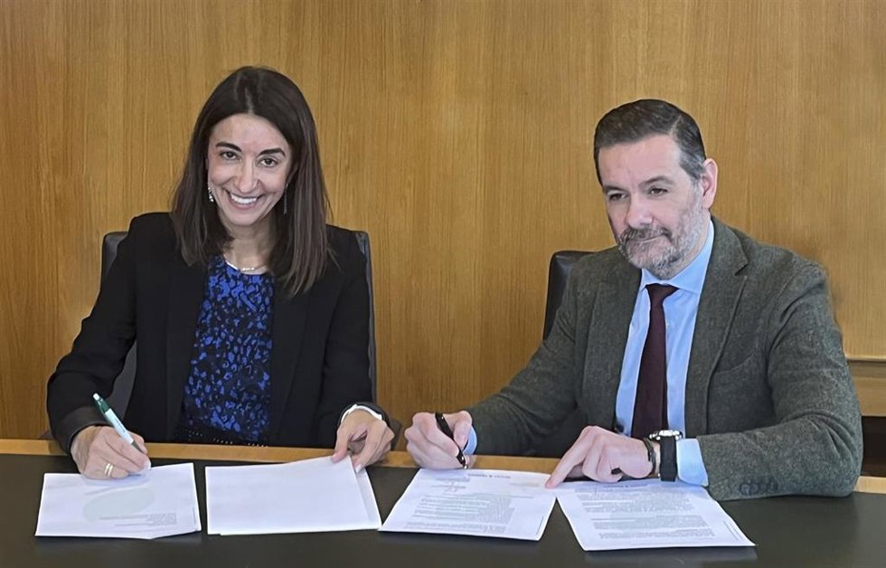 Momento de la firma del acuerdo