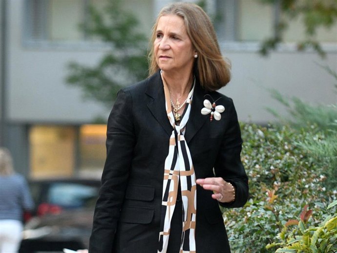 Archivo - La Infanta Elena ha asistido al funeral de su prima Sonia de Morales de Borbón