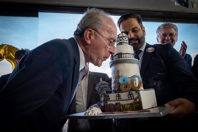 El alcalde de Málaga, Francisco de la Torre, en la celebración de su 80 cumpleaños