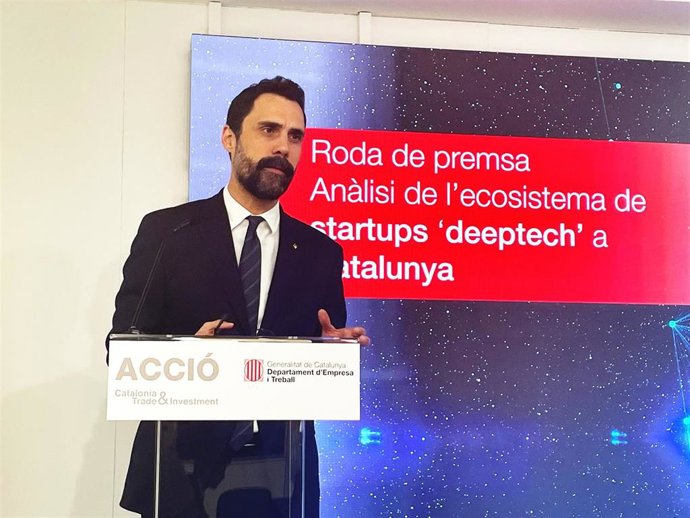 Torrent en la rueda de prensa para persentar el primer estudio de la Generalitat sobre el ámbito de las startups deepyech