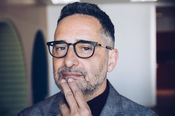 Archivo - El músico Jorge Drexler durante una entrevista con Europa Press para presentar su disco Tinta y tiempo