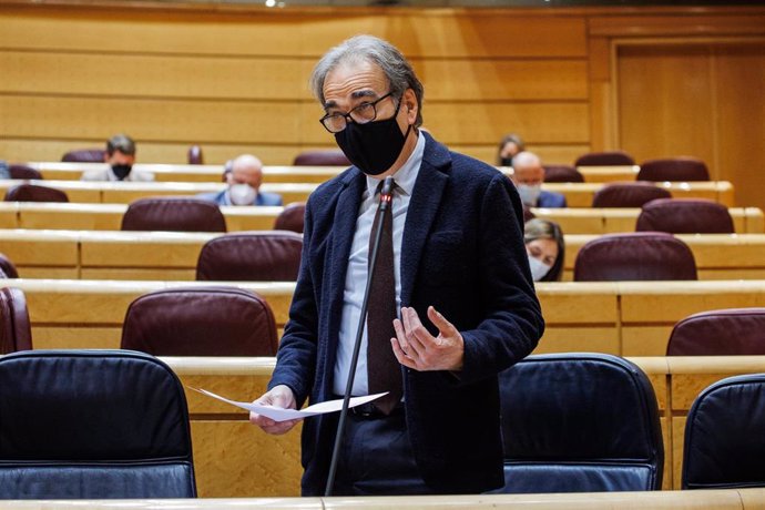 Archivo - El ministro de Universidades, Joan Subirats, en un pleno en el Senado, a 15 de febrero de 2022, en Madrid (España). El presidente del Gobierno ha vuelto a una sesión de control de Gobierno en el Senado, después de diciembre del año pasado, don