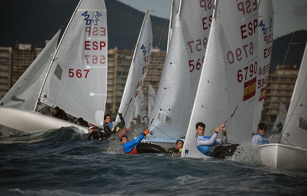 Regata de la clase 420 durante la 46 Christmas Race