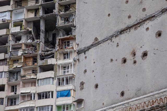 Archivo - Edificio destruido en Ucrania