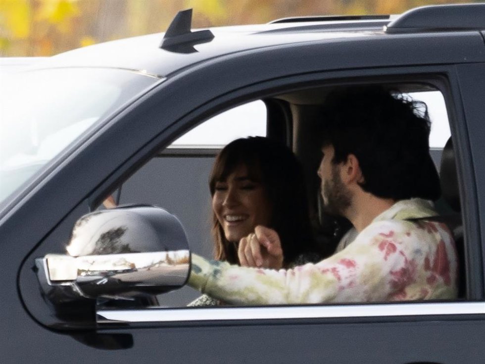 Archivo - Aitana y Sebastián Yatra durante el rodaje del videoclip de 'Corazón sin vida'