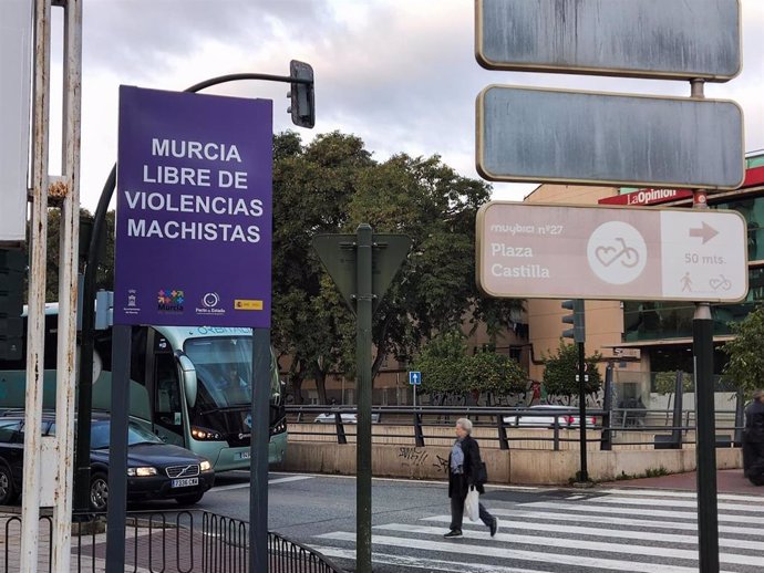 Imagen de la campaña, en una calle de Murcia