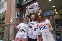 El 'Gordo' deja cuatro millones en Sevilla capital, 400.000 euros en Castilleja y 32.000 en Morón