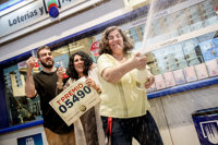 El 5.490, agraciado con el 'Gordo', reparte 40 millones en el Palacio de Hielo